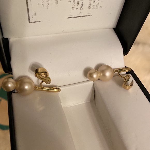 Vintage Vendome trifari & Evco clip on earrings - Picture 15 of 15